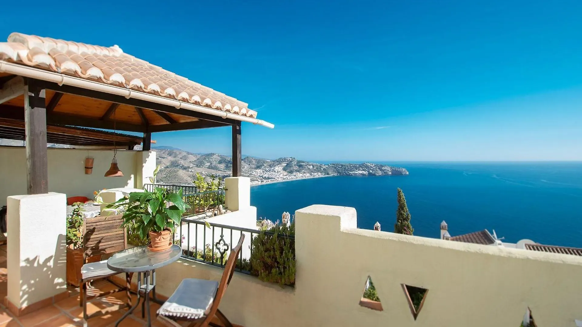 Ferienhaus In Almunecar Mit Terrasse Und Meerblick La Herradura